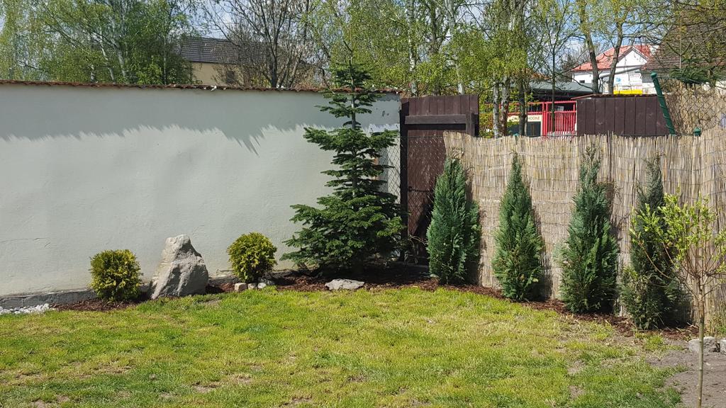 Farm Stay Nh Stables Nyrany Exterior photo